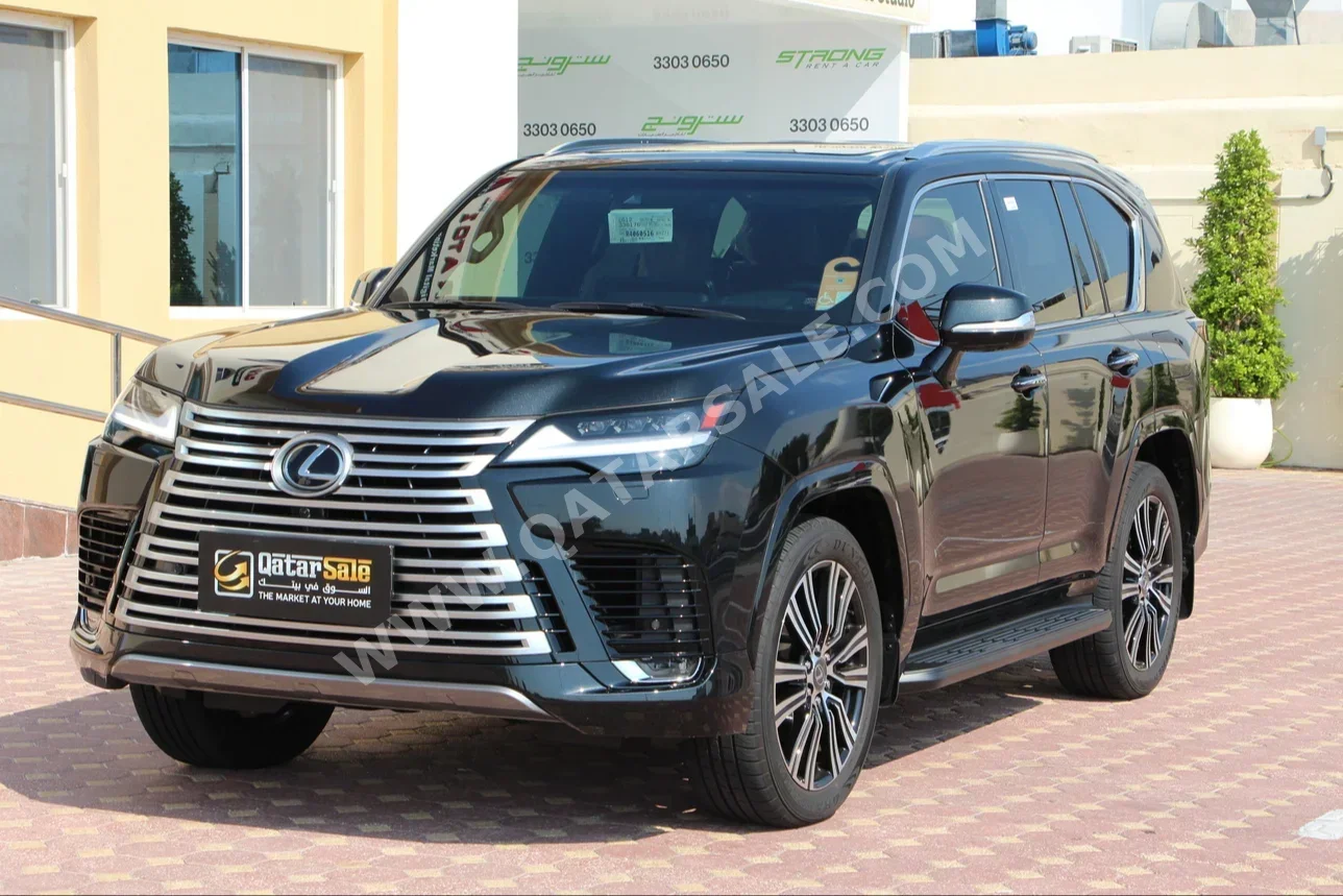 Lexus  LX  600 Luxury  2024  Automatic  3,000 Km  6 Cylinder  Four Wheel Drive (4WD)  SUV  Black  With Warranty