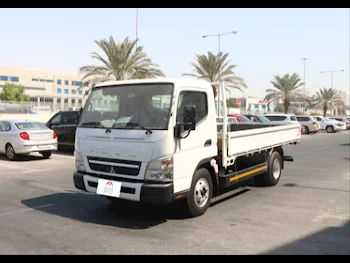 Mitsubishi  Fuso Canter  2022  Manual  11,000 Km  4 Cylinder  Rear Wheel Drive (RWD)  Pick Up  White