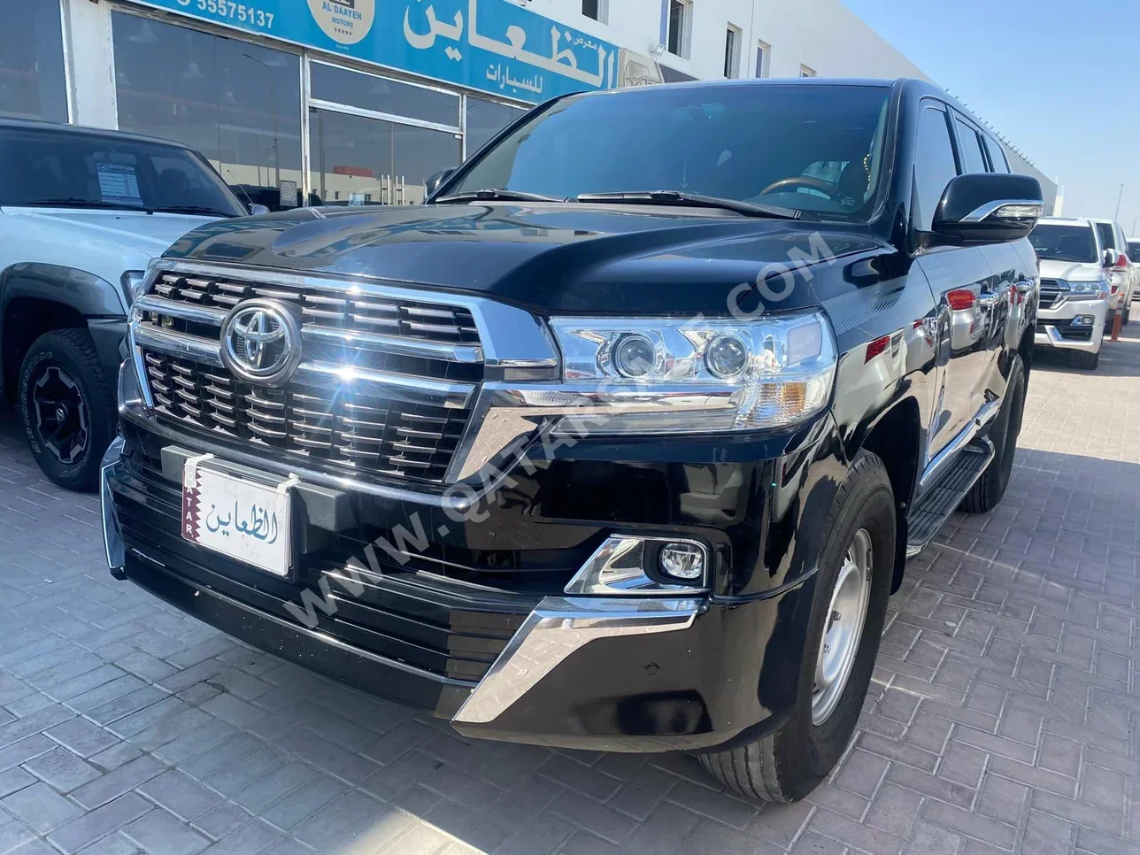  Toyota  Land Cruiser  VXR  2008  Automatic  294,000 Km  8 Cylinder  Four Wheel Drive (4WD)  SUV  Black  With Warranty