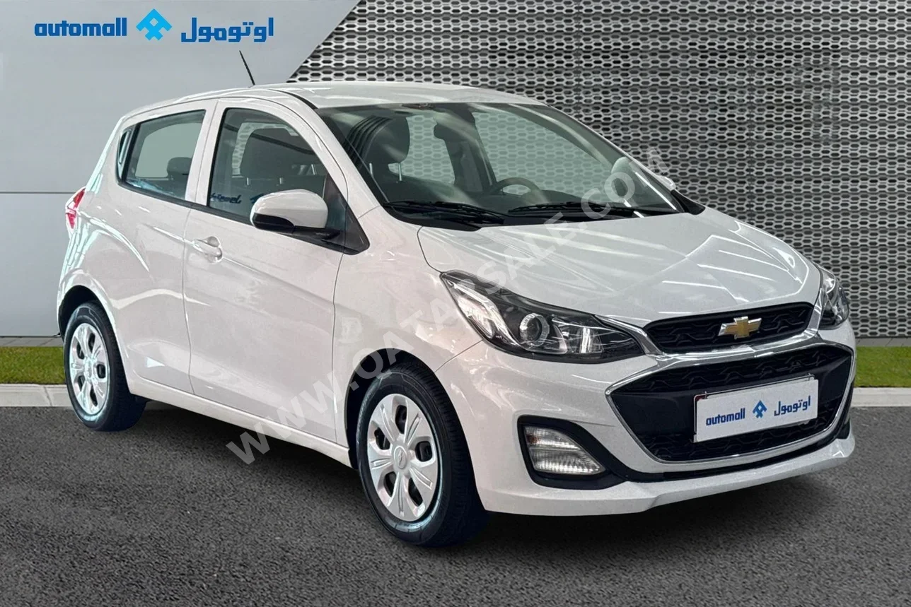 Chevrolet  Spark  2019  Automatic  49,590 Km  4 Cylinder  Front Wheel Drive (FWD)  Hatchback  White