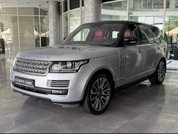 Land Rover  Range Rover  Vogue SE Super charged  2016  Automatic  112,000 Km  8 Cylinder  Four Wheel Drive (4WD)  SUV  Silver