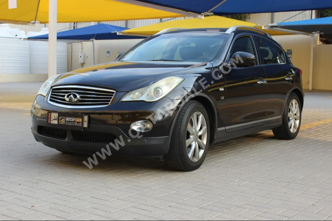 Infiniti  QX  50  2015  Automatic  170,000 Km  6 Cylinder  Four Wheel Drive (4WD)  SUV  Black