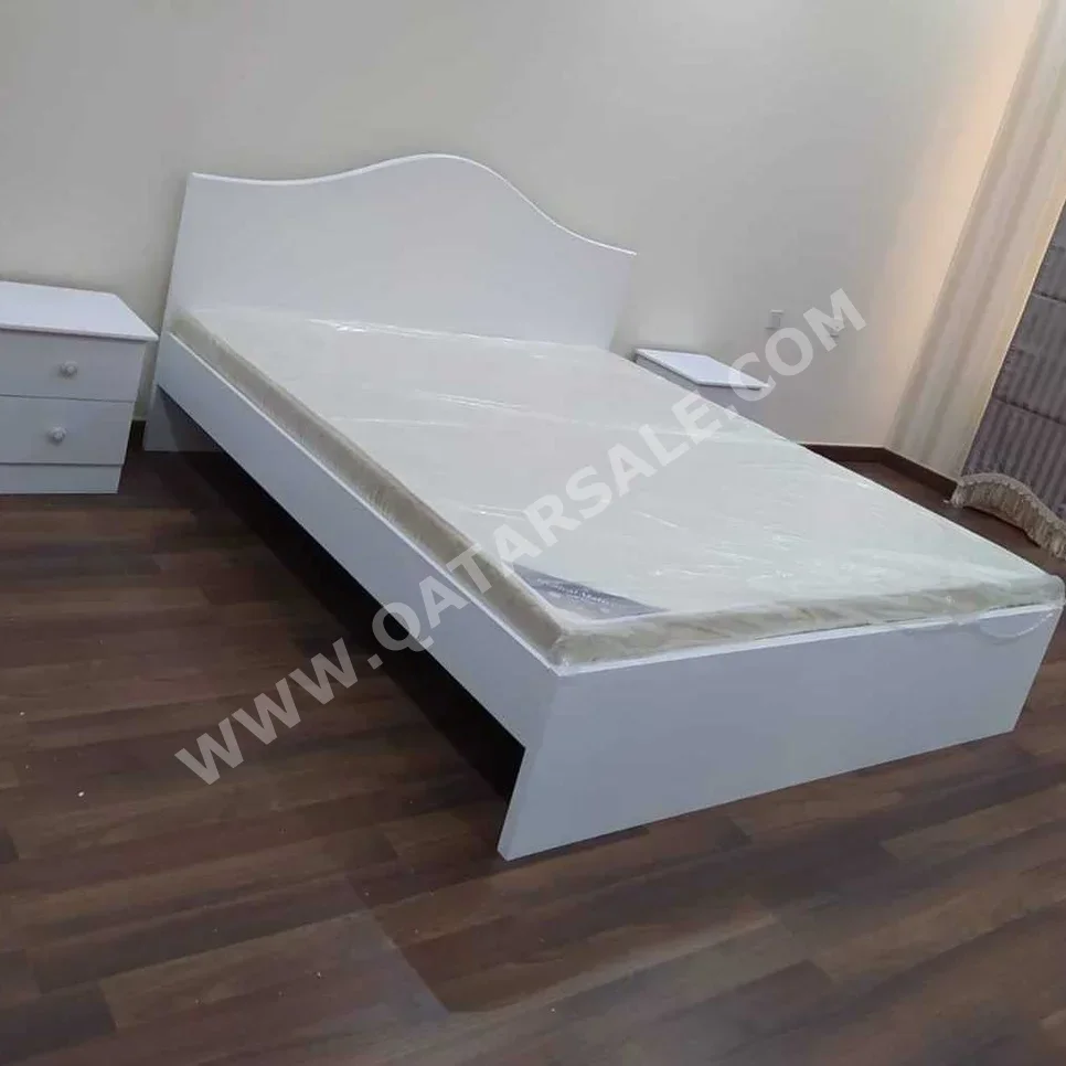 Beds - Queen  - White  - Mattress Included  - With Bedside Table