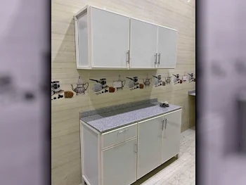 Kitchen Cabinets & Drawers - White  - Qatar