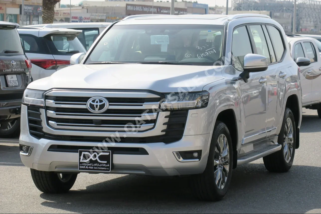 Toyota  Land Cruiser  GXR Twin Turbo  2024  Automatic  0 Km  6 Cylinder  Four Wheel Drive (4WD)  SUV  Silver  With Warranty