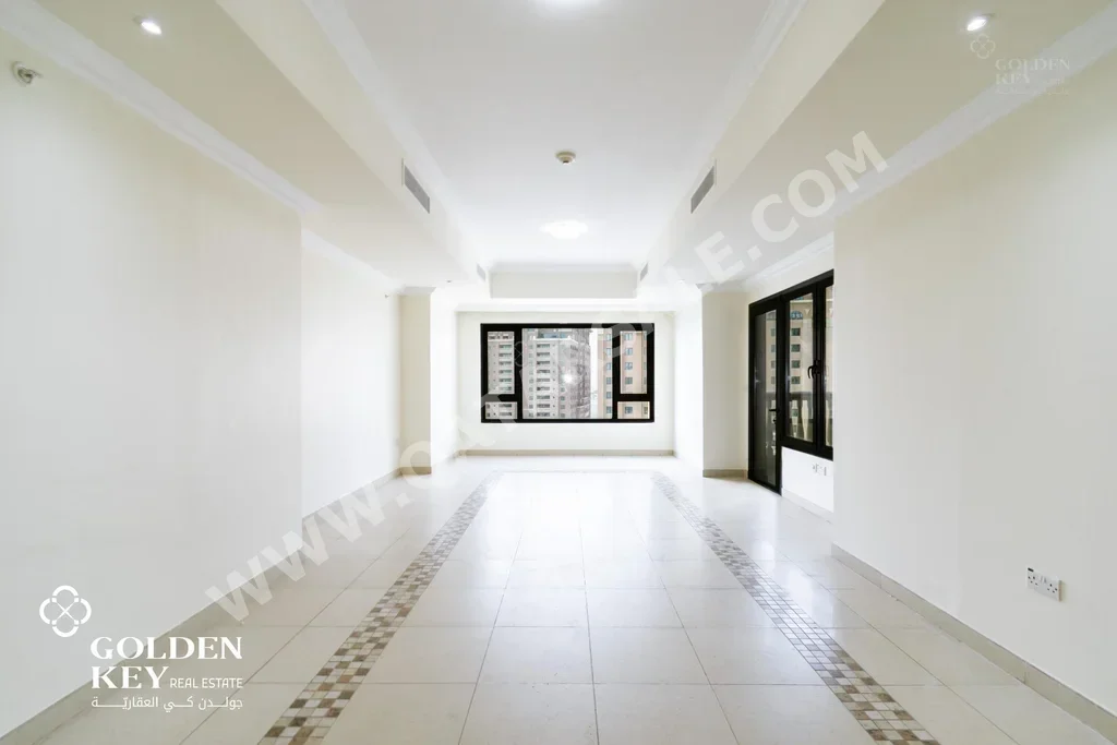 2 Bedrooms  Apartment  For Rent  in Doha -  The Pearl  Not Furnished
