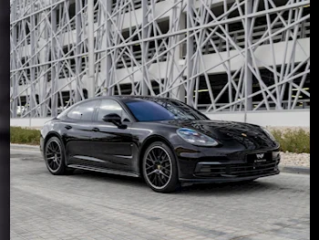 Porsche  Panamera  4S  2017  Automatic  15,000 Km  8 Cylinder  Rear Wheel Drive (RWD)  Sedan  Black