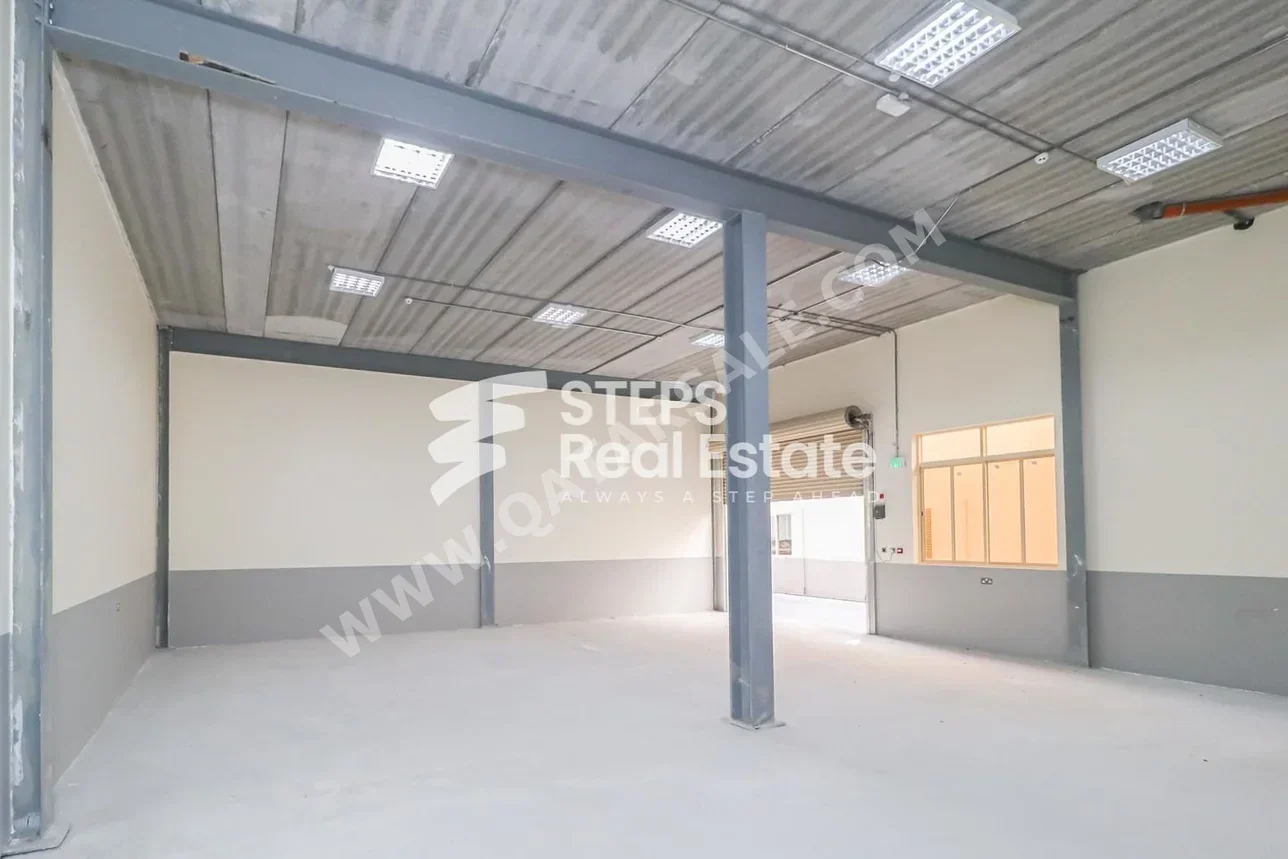 Warehouses & Stores - Al Rayyan  - Industrial Area  -Area Size: 170 Square Meter