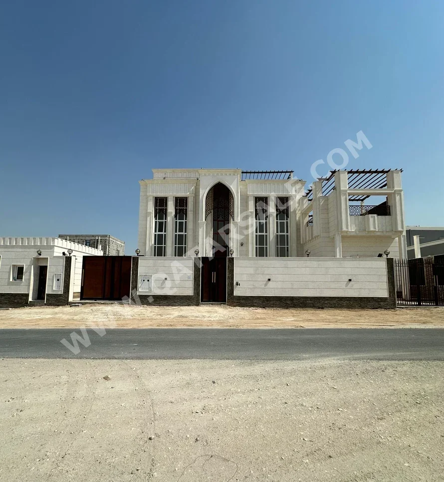 Family Residential  - Not Furnished  - Al Rayyan  - Al Themaid  - 7 Bedrooms