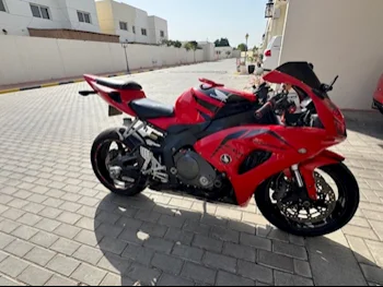 HONDA  CBR 1000 RR -  2007 - Color Red & Black