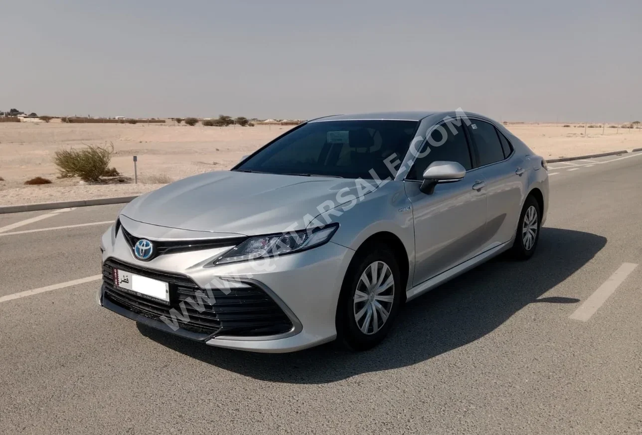 Toyota  Camry  GL  2024  Automatic  11,000 Km  4 Cylinder  Front Wheel Drive (FWD)  Sedan  Silver  With Warranty