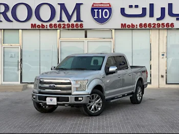 Ford  F  150 LARIAT  2016  Automatic  167,000 Km  8 Cylinder  Four Wheel Drive (4WD)  Pick Up  Silver