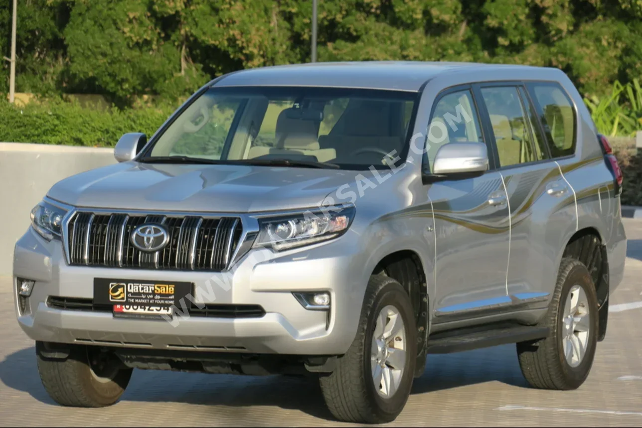 Toyota  Prado  TXL  2022  Automatic  33,000 Km  6 Cylinder  Four Wheel Drive (4WD)  SUV  Silver  With Warranty