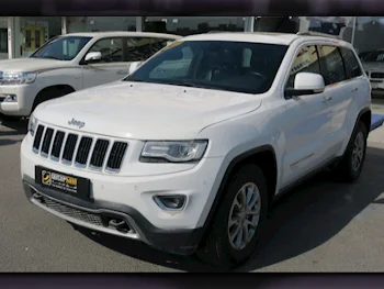 Jeep  Grand Cherokee  Limited  2016  Automatic  22,000 Km  8 Cylinder  Four Wheel Drive (4WD)  SUV  White