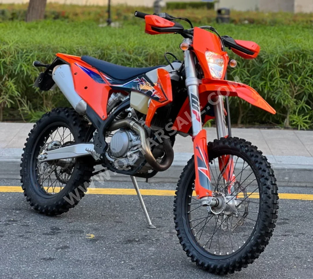 KTM  450 EXC-F -  2021 - Color Orange