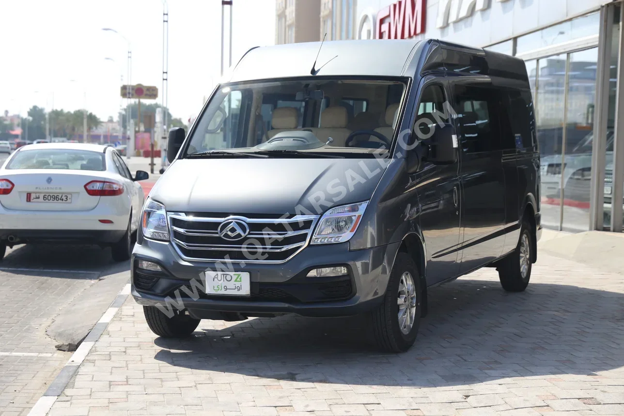 Maxus  V80  2019  Manual  233,000 Km  4 Cylinder  Front Wheel Drive (FWD)  Van / Bus  Gray