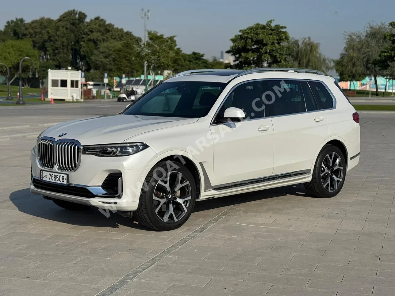 BMW  X-Series  X7  2020  Automatic  90,000 Km  8 Cylinder  Four Wheel Drive (4WD)  SUV  White