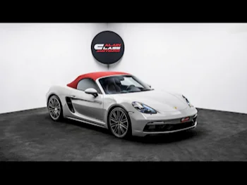 Porsche  Boxster  718  2024  Automatic  0 Km  6 Cylinder  Rear Wheel Drive (RWD)  Convertible  Silver  With Warranty