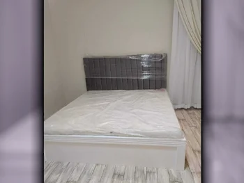 Beds - Queen  - Gray  - Mattress Included