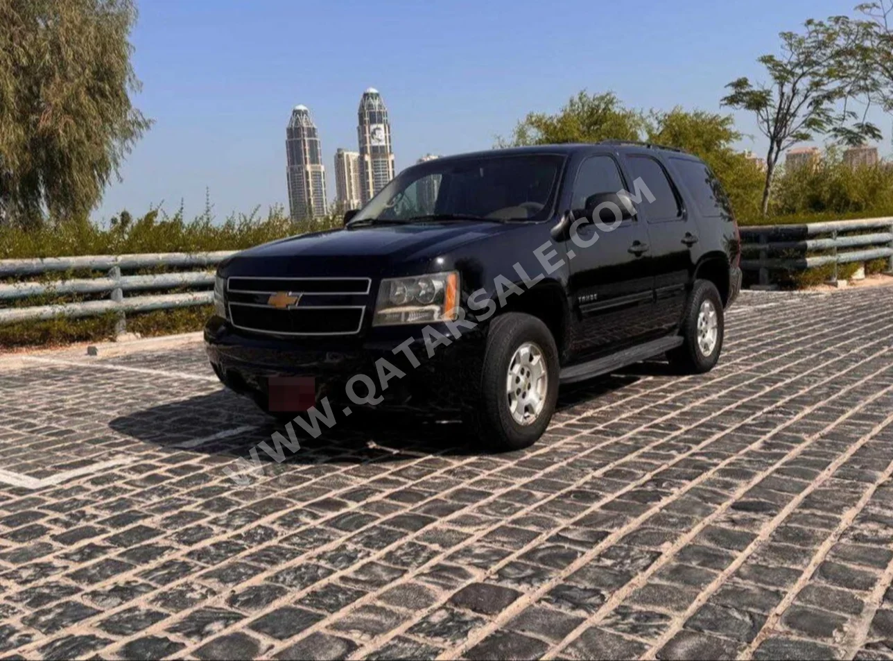 Chevrolet  Tahoe  2013  Automatic  167٬341 Km  8 Cylinder  Four Wheel Drive (4WD)  SUV  Black