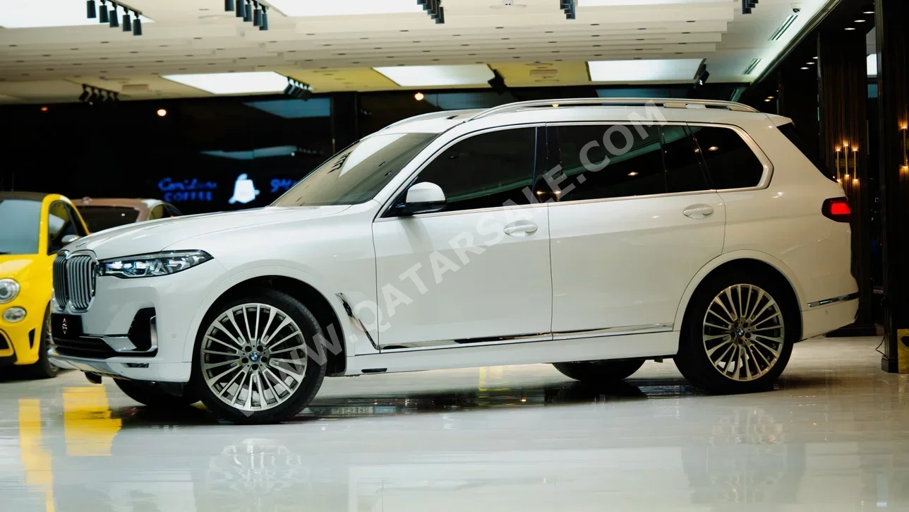 BMW  X-Series  X7 40i  2022  Automatic  69٬000 Km  6 Cylinder  Four Wheel Drive (4WD)  SUV  White  With Warranty