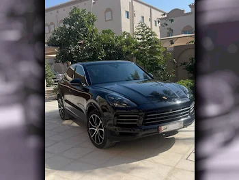  Porsche  Cayenne  S  2019  Automatic  41,000 Km  8 Cylinder  Four Wheel Drive (4WD)  SUV  Black  With Warranty