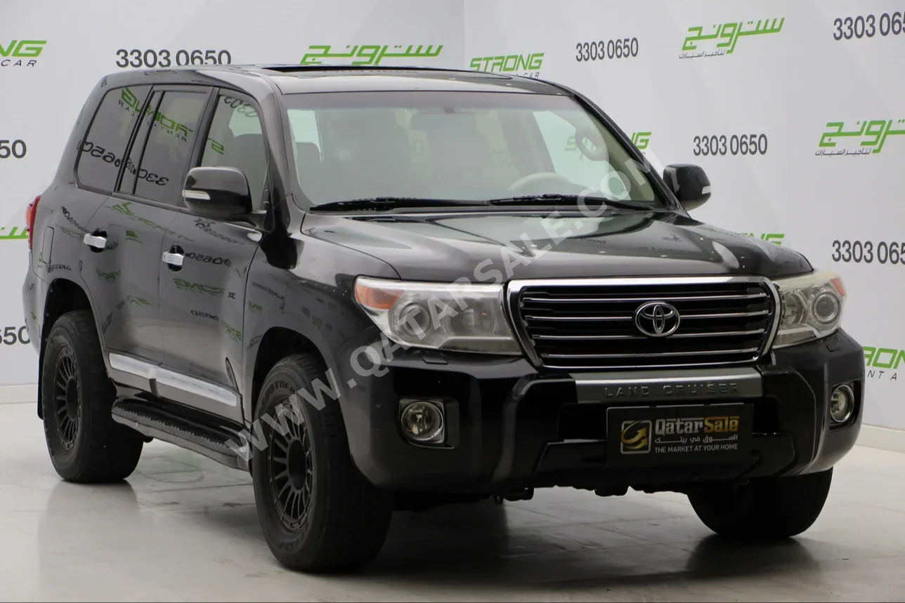 Toyota  Land Cruiser  GXR  2009  Automatic  338,888 Km  8 Cylinder  Four Wheel Drive (4WD)  SUV  Black