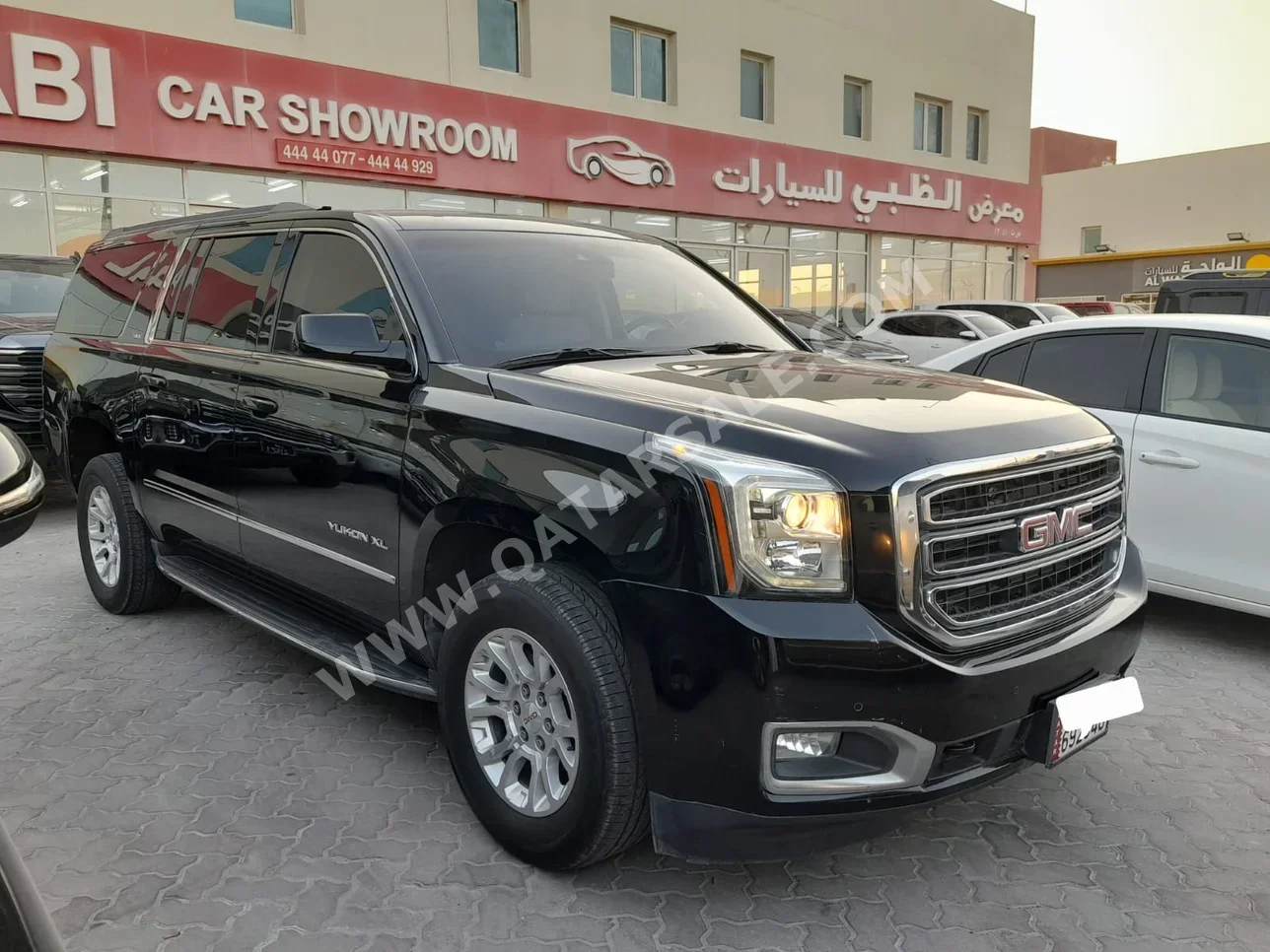 GMC  Yukon  XL  2018  Automatic  101,000 Km  8 Cylinder  Four Wheel Drive (4WD)  SUV  Black