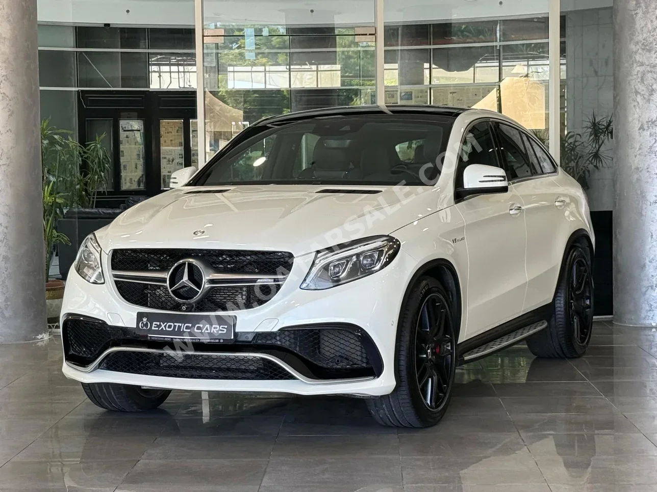 مرسيدس - بنز  جي ال اي  63S AMG  2016  اوتوماتيك  75,000 كم  8 سلندر  دفع رباعي  اس يو في  أبيض