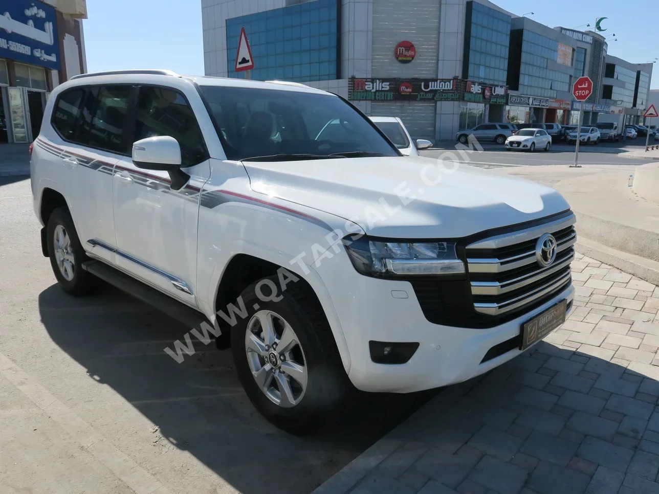 Toyota  Land Cruiser  GXR Twin Turbo  2023  Automatic  19,000 Km  6 Cylinder  Four Wheel Drive (4WD)  SUV  White  With Warranty