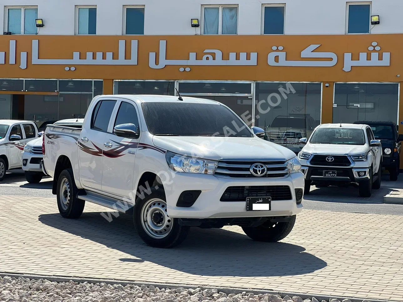 Toyota  Hilux  2022  Automatic  60,000 Km  4 Cylinder  Four Wheel Drive (4WD)  Pick Up  White