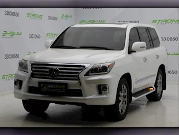 Lexus  LX  570  2013  Automatic  169,900 Km  8 Cylinder  Four Wheel Drive (4WD)  SUV  White