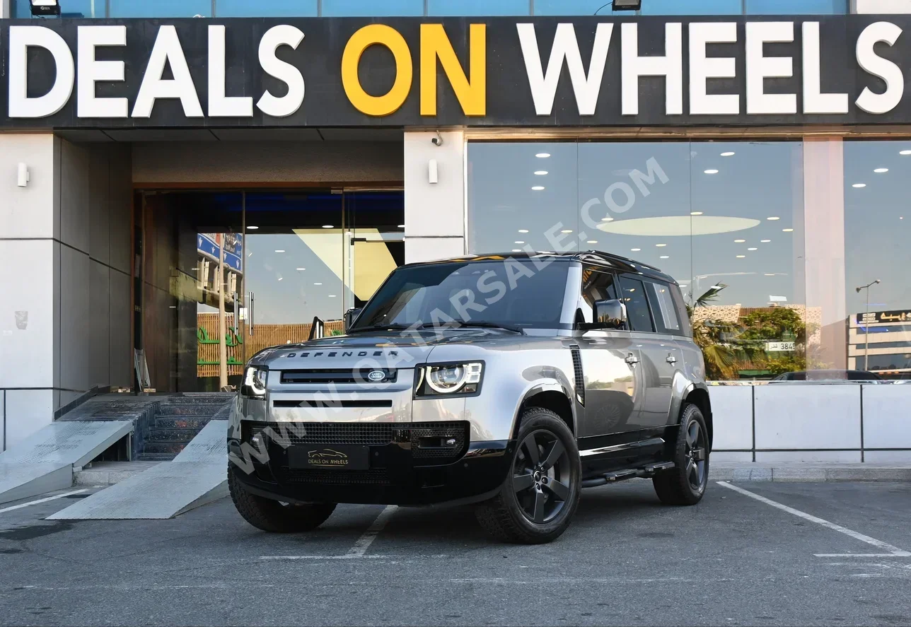 Land Rover  Defender  X Dynamic  2025  Automatic  2,000 Km  6 Cylinder  Four Wheel Drive (4WD)  SUV  Gray  With Warranty