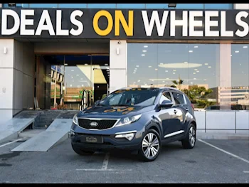 Kia  Sportage  2.0  2015  Automatic  170,000 Km  4 Cylinder  All Wheel Drive (AWD)  SUV  Gray