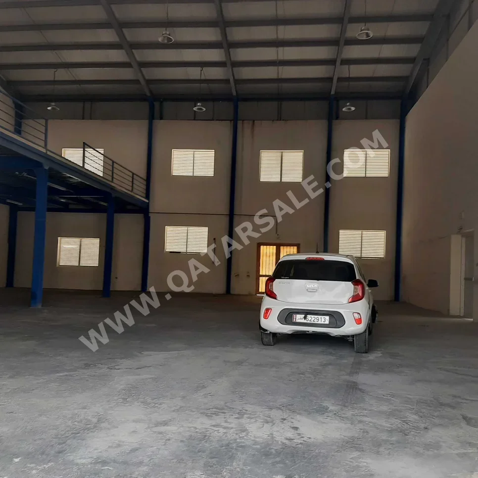 Warehouses & Stores - Al Wakrah  - Barkit Al Awamer  -Area Size: 5000 Square Meter