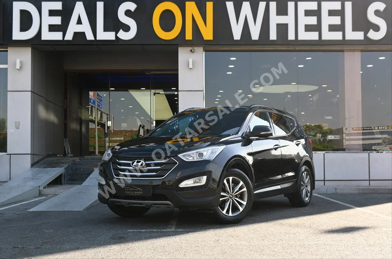 Hyundai  Santa Fe  2015  Automatic  220,000 Km  6 Cylinder  Four Wheel Drive (4WD)  SUV  Black