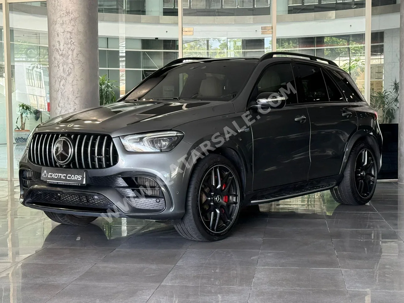 مرسيدس - بنز  جي ال اي  63S AMG  2021  اوتوماتيك  125,000 كم  8 سلندر  دفع رباعي  اس يو في  رمادي  تحت الضمان