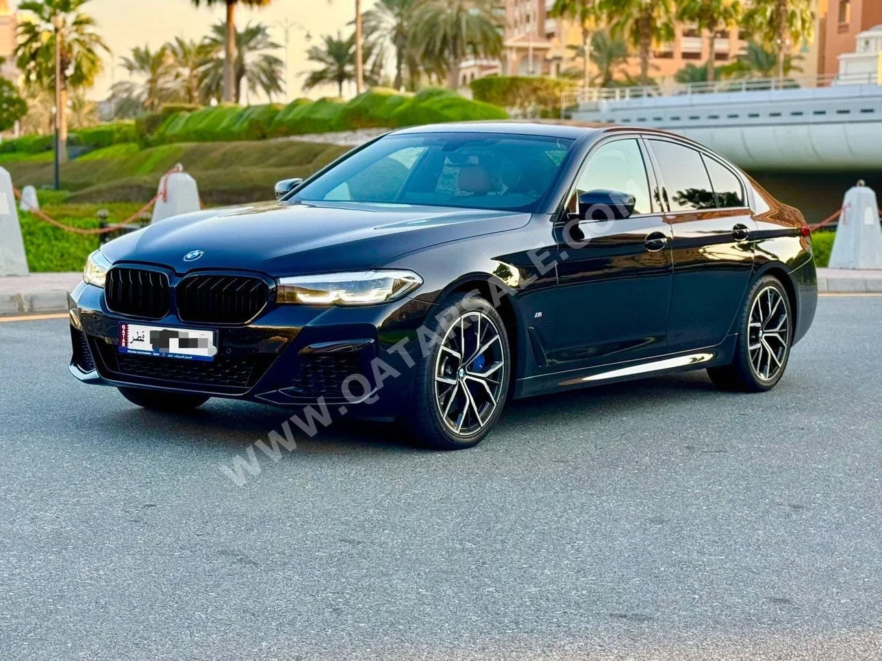 BMW  5-Series  540i  2022  Automatic  40٬000 Km  6 Cylinder  Rear Wheel Drive (RWD)  Sedan  Black  With Warranty