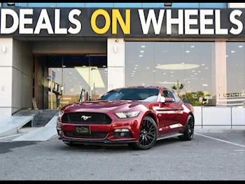 Ford  Mustang  GT  2015  Manual  200,000 Km  8 Cylinder  Rear Wheel Drive (RWD)  Coupe / Sport  Red