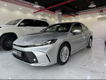 Toyota  Camry  LE  2025  Automatic  0 Km  4 Cylinder  Front Wheel Drive (FWD)  Sedan  Silver  With Warranty