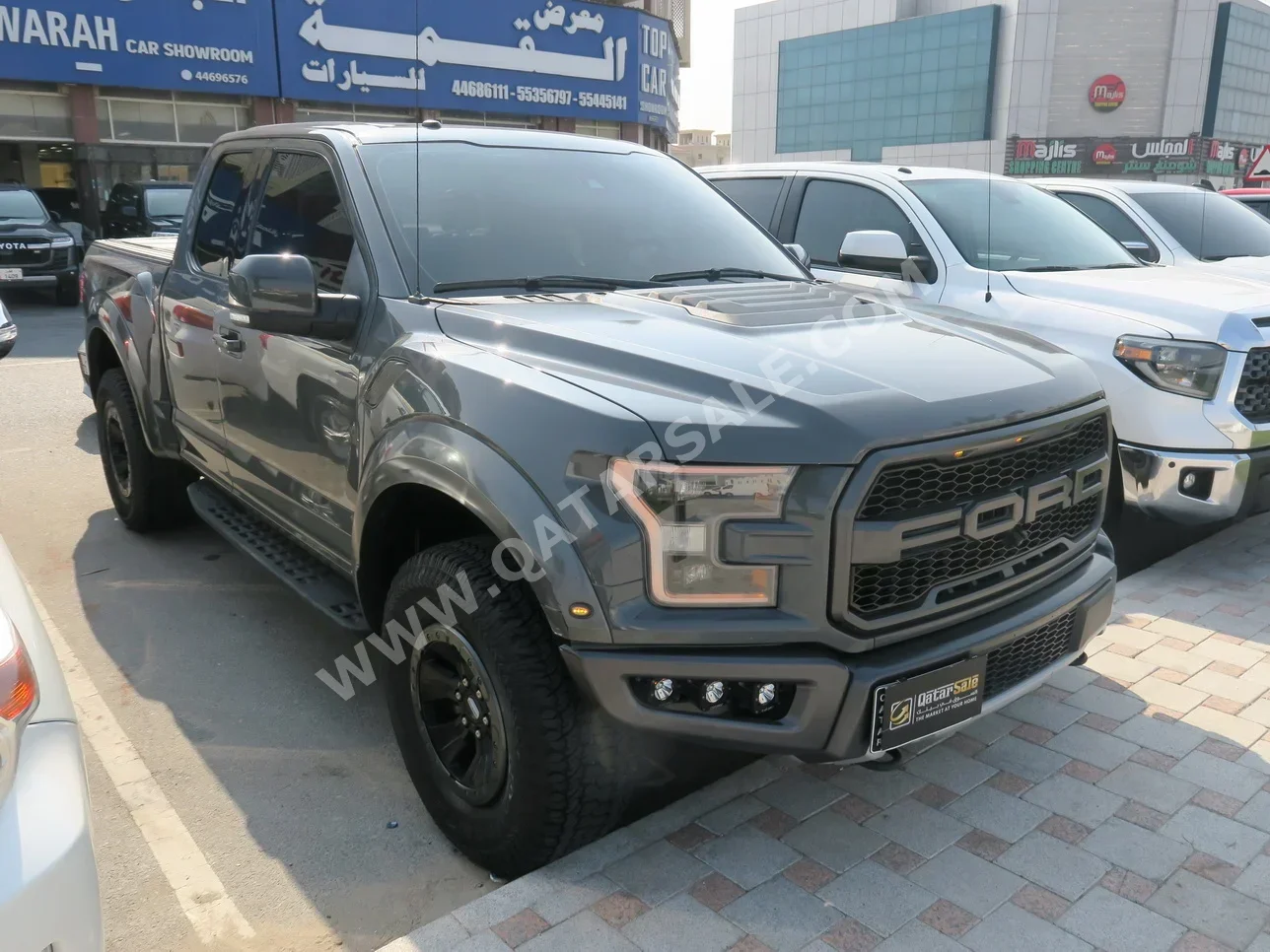  Ford  Raptor  2018  Automatic  183,000 Km  6 Cylinder  Four Wheel Drive (4WD)  Pick Up  Gray  With Warranty