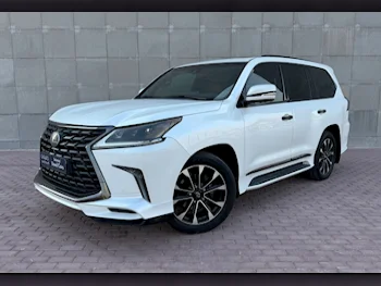 Lexus  LX  570 S Black Edition  2019  Automatic  170,890 Km  8 Cylinder  Four Wheel Drive (4WD)  SUV  White