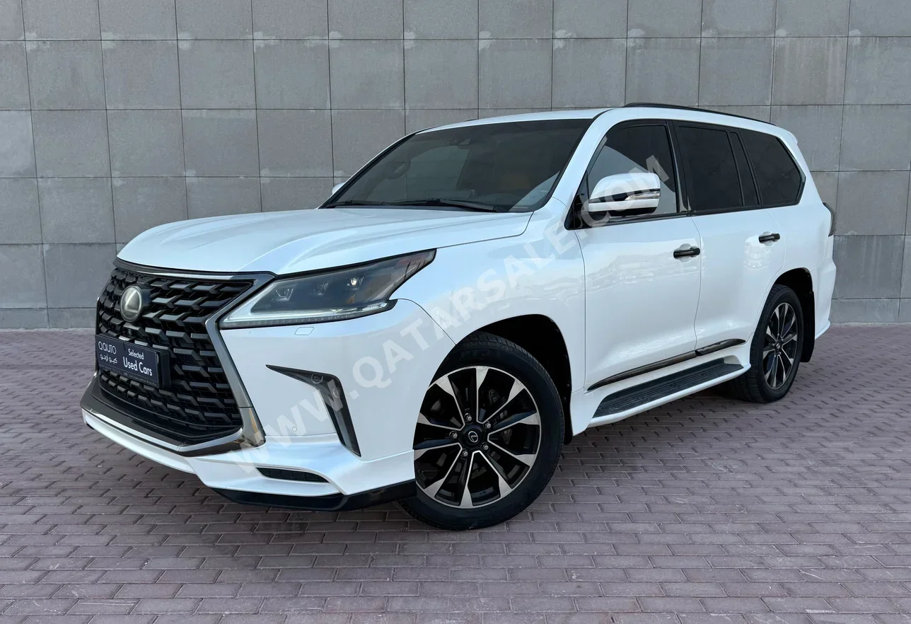 Lexus  LX  570 S Black Edition  2019  Automatic  170,890 Km  8 Cylinder  Four Wheel Drive (4WD)  SUV  White