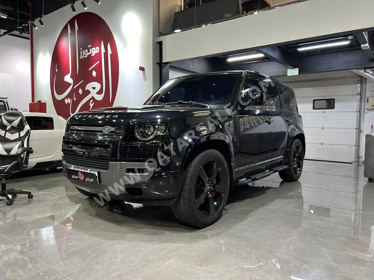 Land Rover  Defender  110 HSE  2023  Automatic  47,000 Km  6 Cylinder  Four Wheel Drive (4WD)  SUV  Black  With Warranty