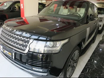 Land Rover  Range Rover  Vogue Super charged  2017  Automatic  105٬000 Km  6 Cylinder  Four Wheel Drive (4WD)  SUV  Gray