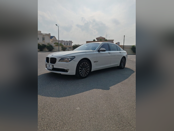 BMW  7-Series  740 Li  2009  Automatic  88,000 Km  6 Cylinder  Rear Wheel Drive (RWD)  Sedan  White