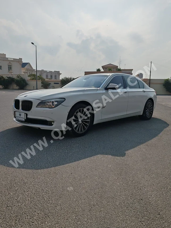 BMW  7-Series  740 Li  2009  Automatic  88,000 Km  6 Cylinder  Rear Wheel Drive (RWD)  Sedan  White