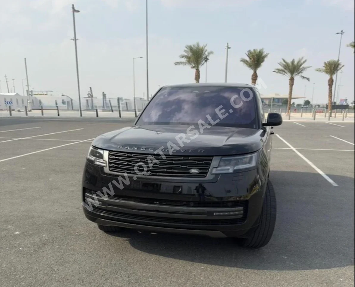 Land Rover  Range Rover  HSE  2023  Automatic  25,000 Km  8 Cylinder  Four Wheel Drive (4WD)  SUV  Black  With Warranty