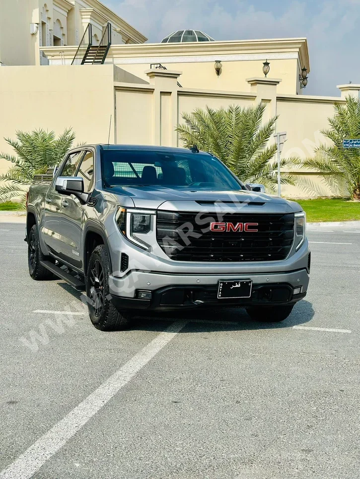 GMC  Sierra  Elevation  2024  Automatic  54,000 Km  8 Cylinder  Four Wheel Drive (4WD)  Pick Up  Silver  With Warranty