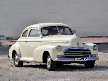 كرايسلر  كلاسك  1946  اوتوماتيك  50,000 كم  8 سلندر  دفع خلفي  كلاسك  أبيض لؤلؤي